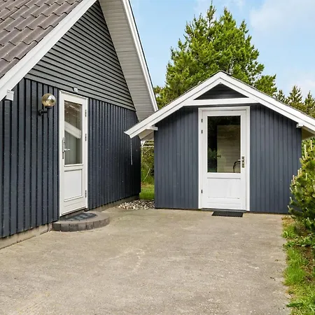 Emmi - 2-5km From The Sea By Interhome בלבאנד