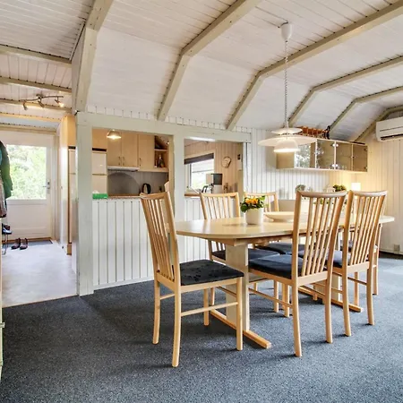 Semesterbostad Emmi - 2-5km From The Sea By Interhome *